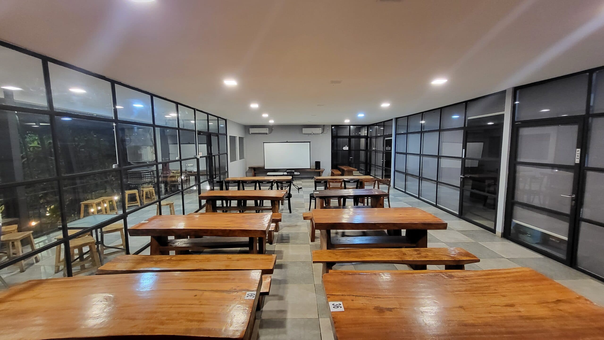 Indoor Area Lt.2 — photo 1 of 4